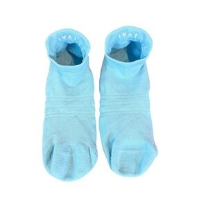 TAVI Savvy Tec Grip Socks for Pilates or Yoga Turquoise Size L EUC